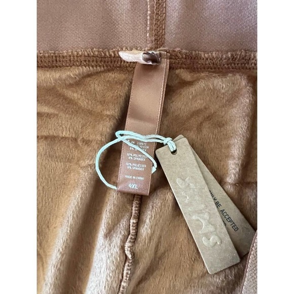 SKIMS Velour High-Waisted Bike Shorts in Copper - Picture 10 of 13